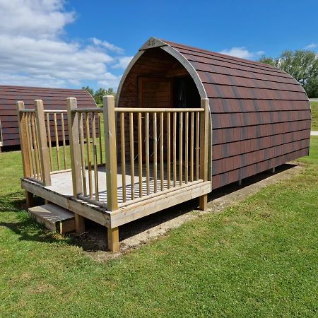 Rustic Pods Riverview Holiday Park 링컨 외부 사진