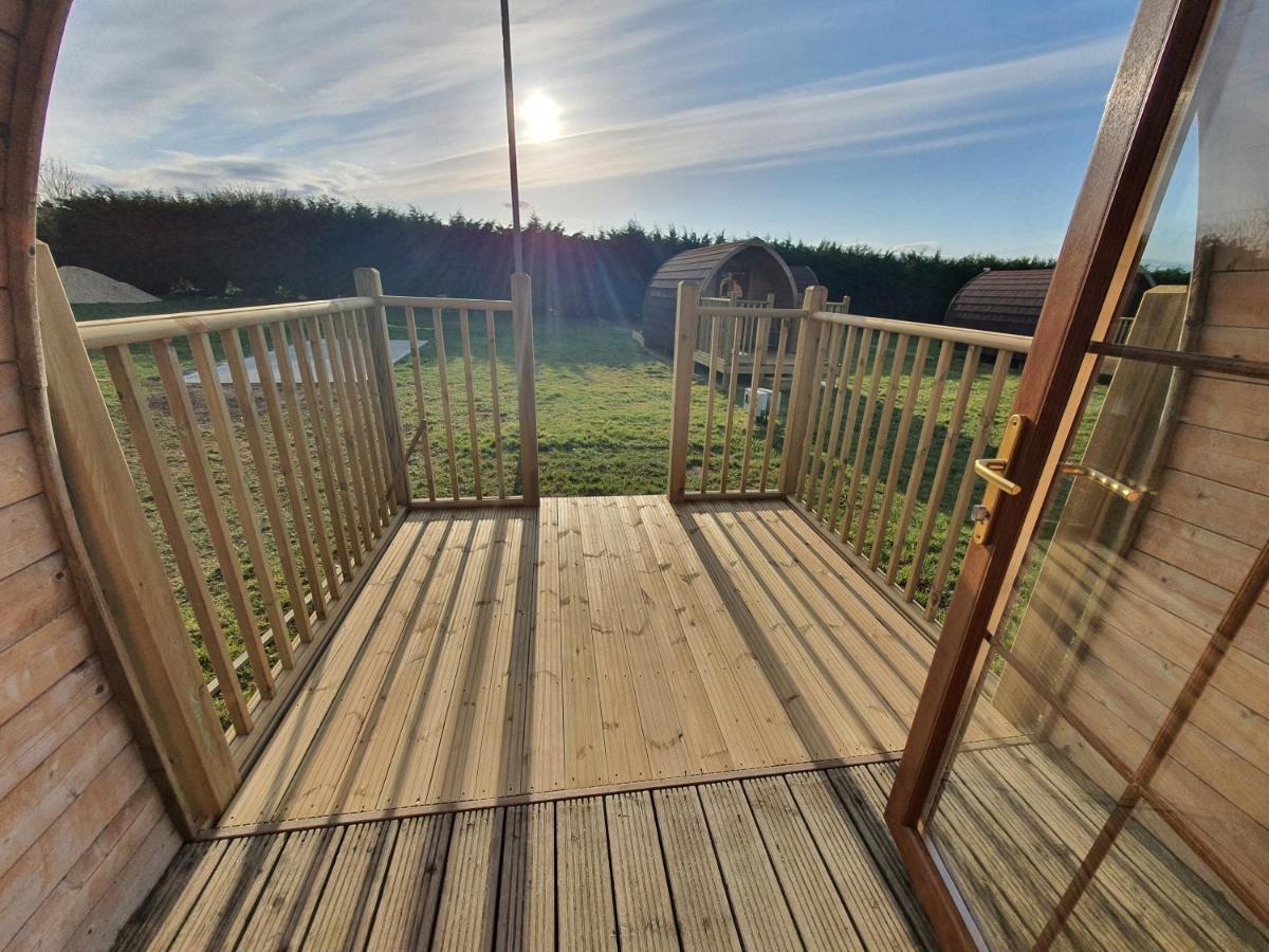 Rustic Pods Riverview Holiday Park 링컨 외부 사진